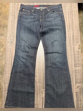 Classic Dark Blue Women’s Jeans